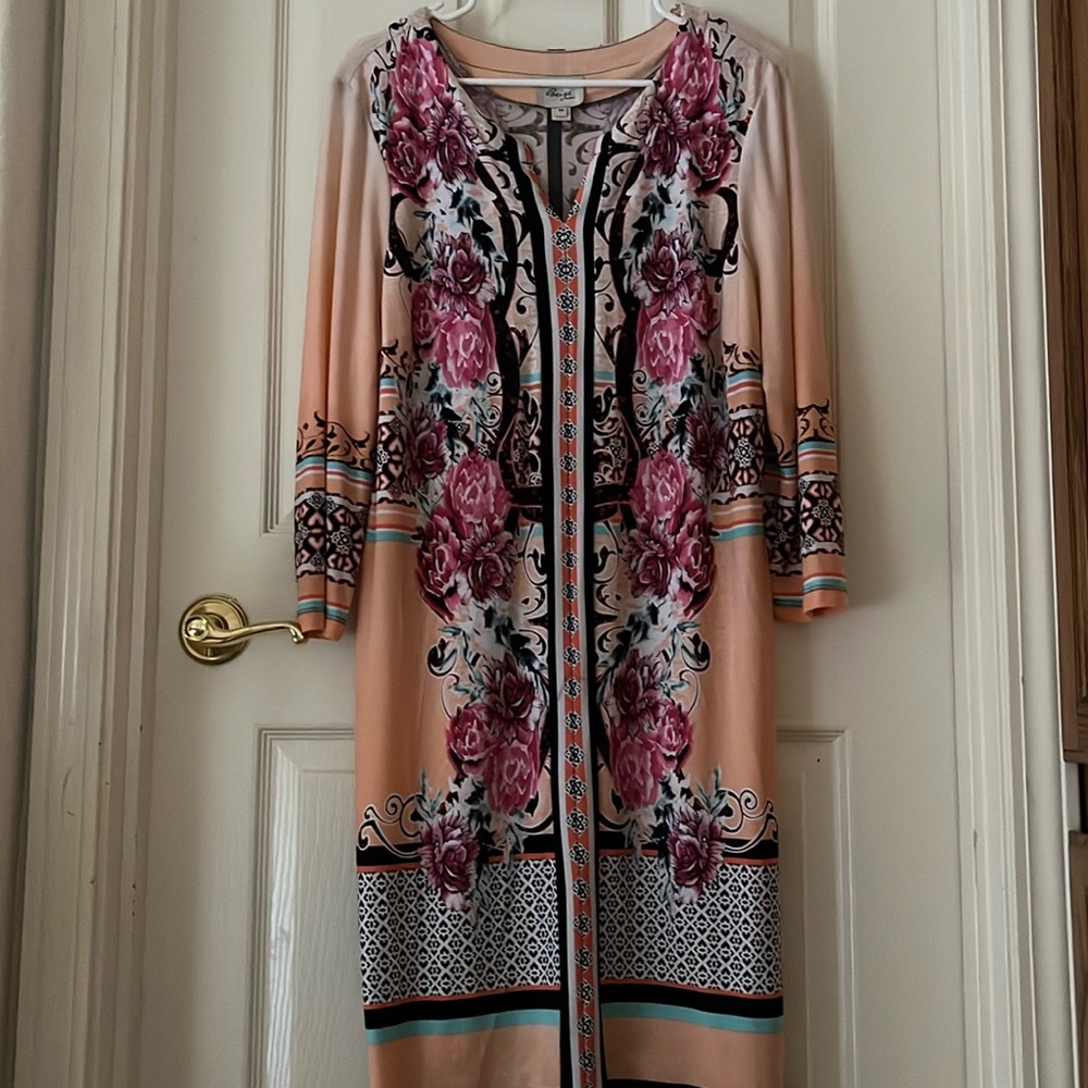 Patterned Statement Dress - Picture 1 of 3